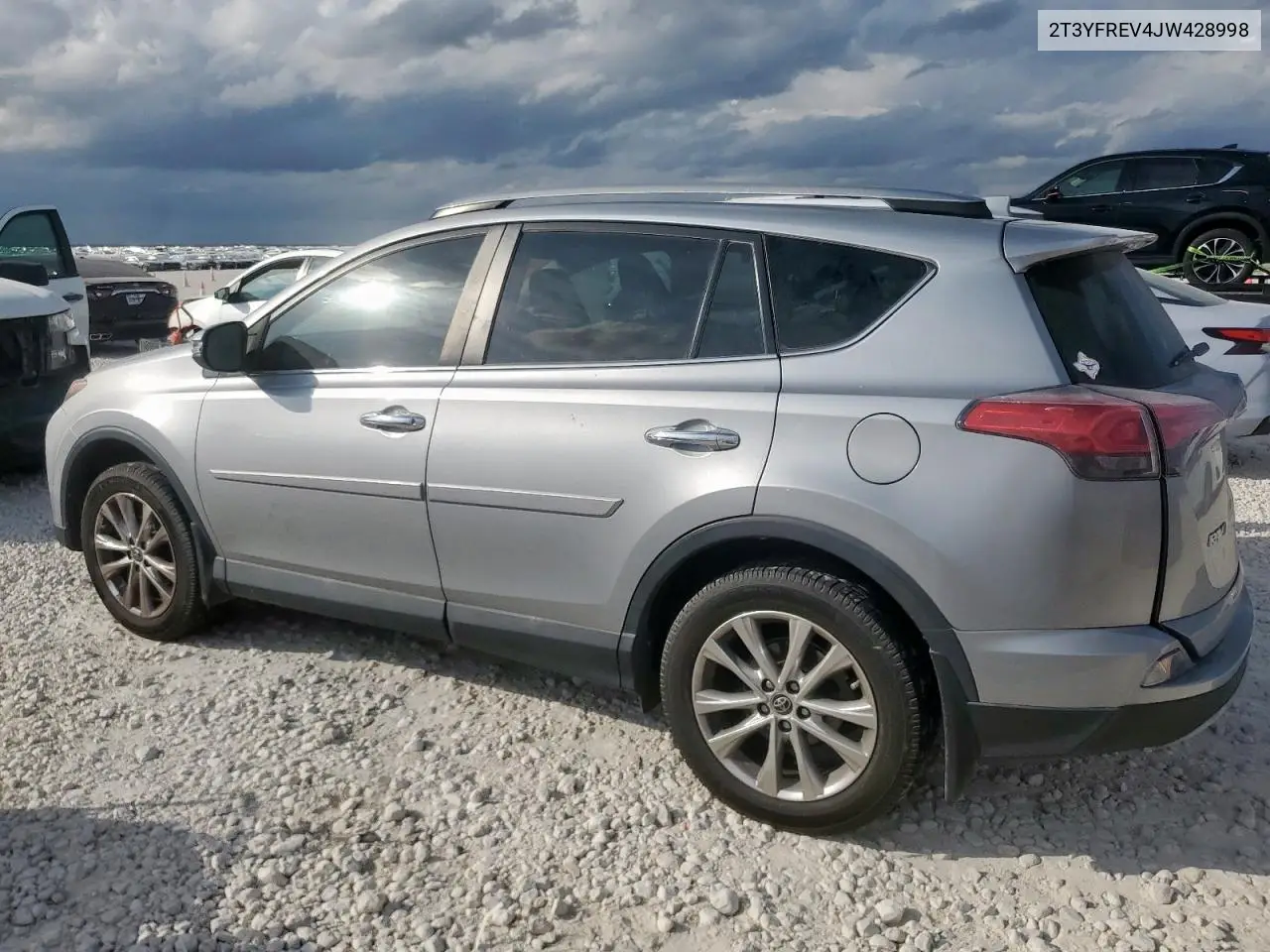 2T3YFREV4JW428998 2018 Toyota Rav4 Limited
