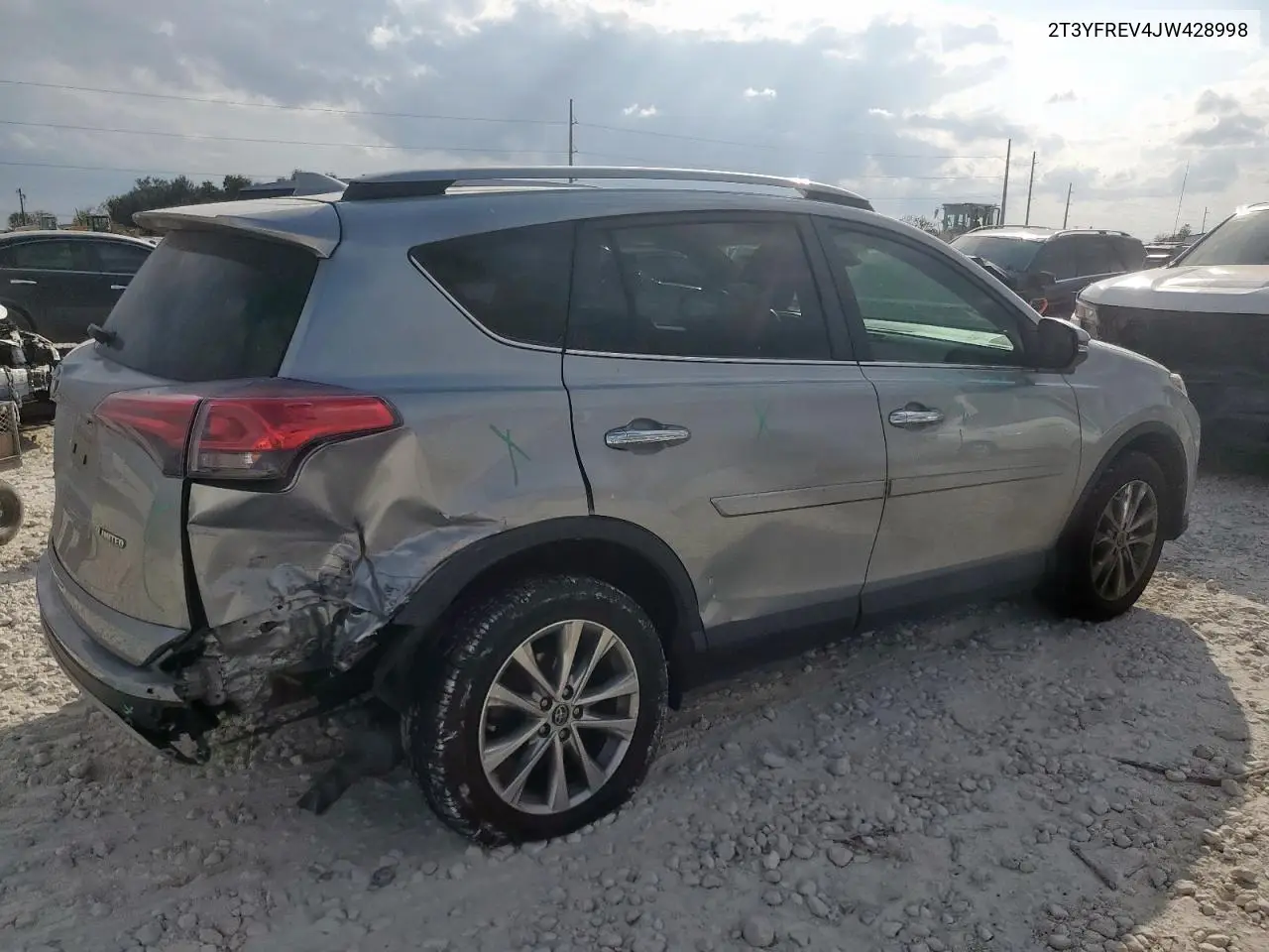 2T3YFREV4JW428998 2018 Toyota Rav4 Limited