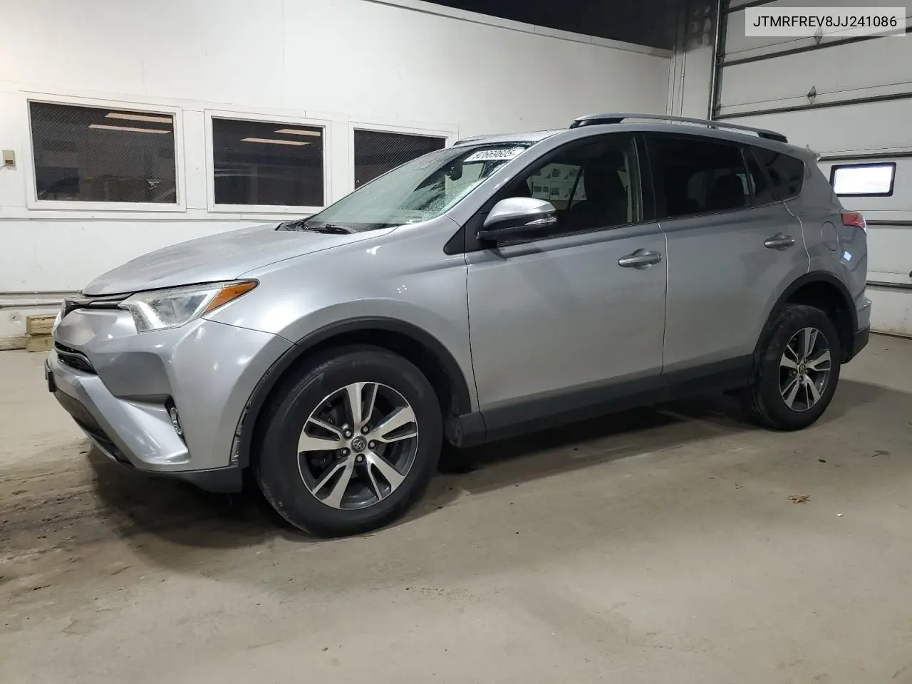 JTMRFREV8JJ241086 2018 Toyota Rav4 Adventure