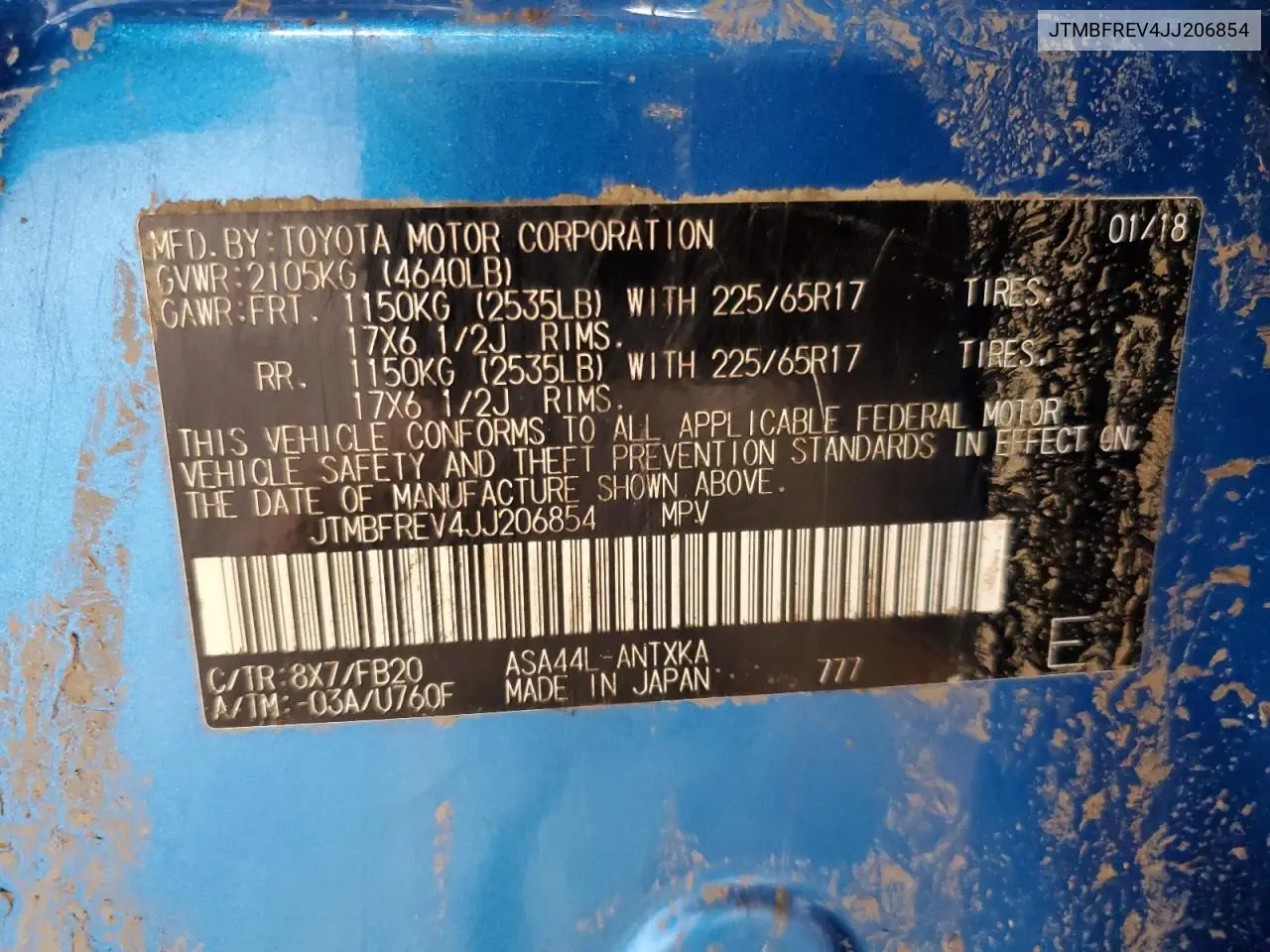 JTMBFREV4JJ206854 2018 Toyota Rav4 Le
