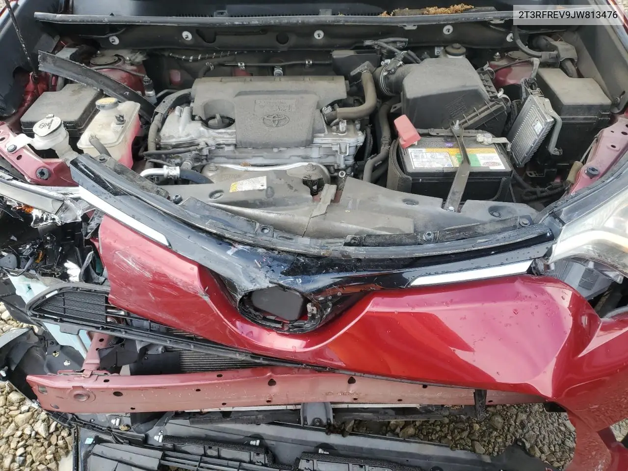 2T3RFREV9JW813476 2018 Toyota Rav4 Adventure