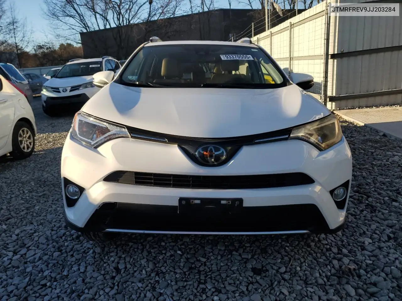 JTMRFREV9JJ203284 2018 Toyota Rav4 Adventure