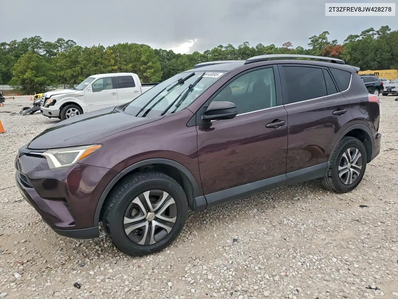 2T3ZFREV8JW428278 2018 Toyota Rav4 Le