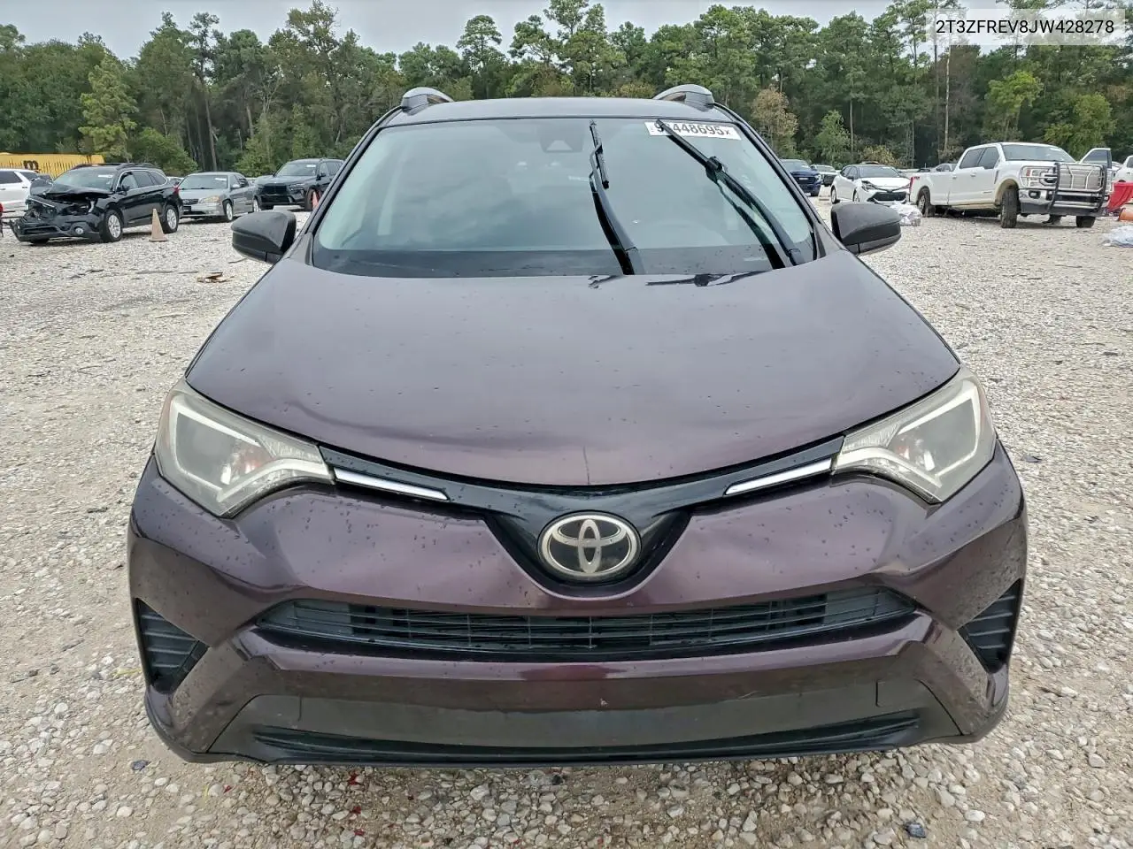 2T3ZFREV8JW428278 2018 Toyota Rav4 Le