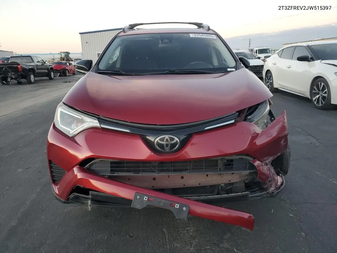 2T3ZFREV2JW515397 2018 Toyota Rav4 Le