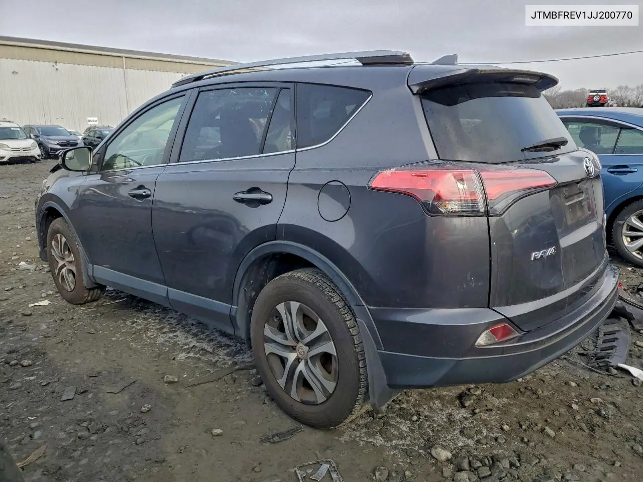 JTMBFREV1JJ200770 2018 Toyota Rav4 Le