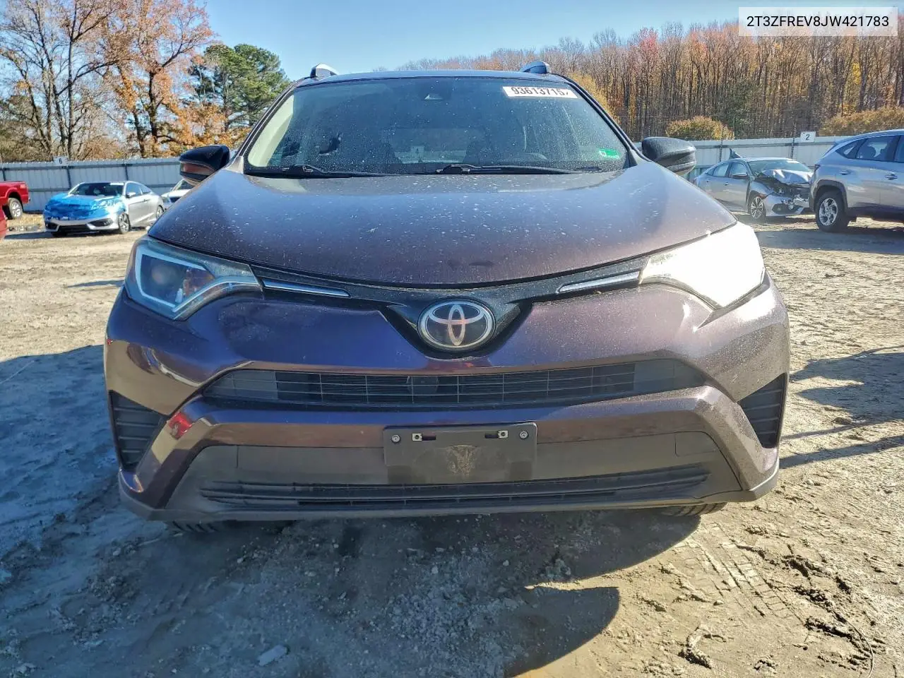 2T3ZFREV8JW421783 2018 Toyota Rav4 Le