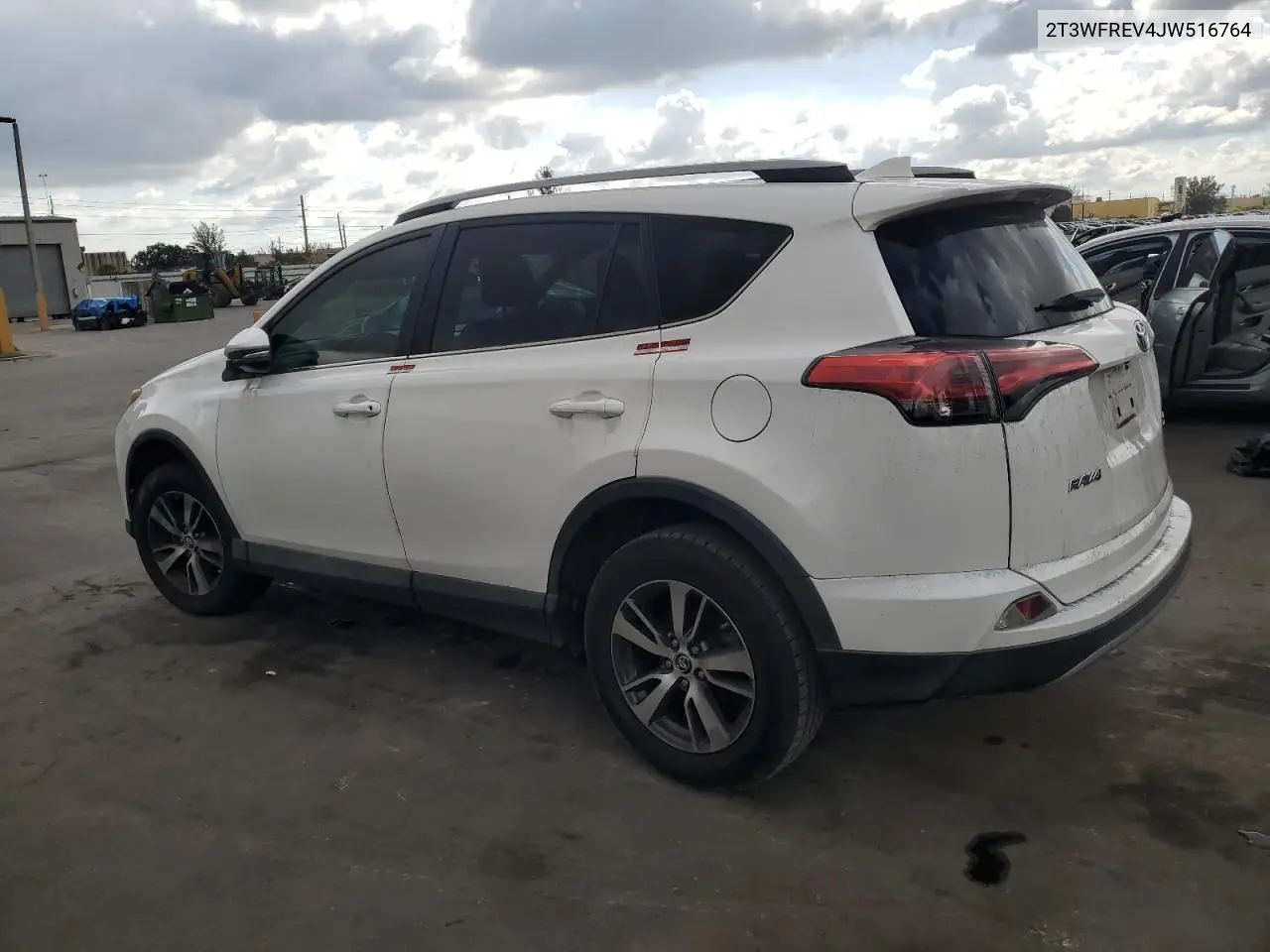 2T3WFREV4JW516764 2018 Toyota Rav4 Adventure