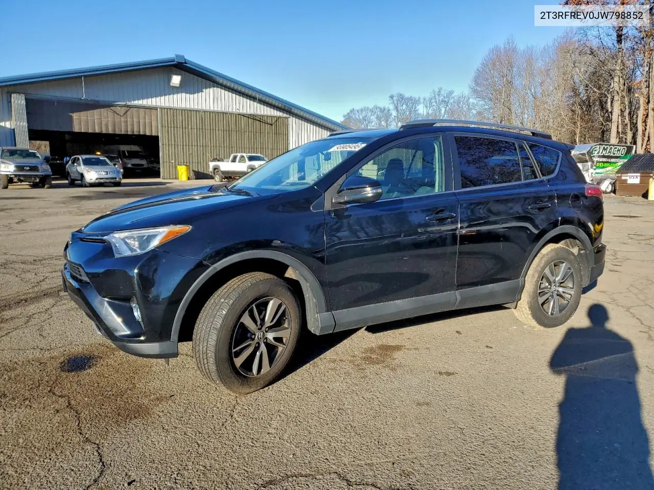 2T3RFREV0JW798852 2018 Toyota Rav4 Adventure
