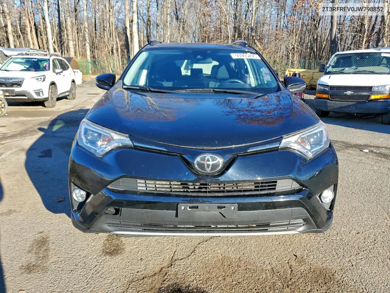 2T3RFREV0JW798852 2018 Toyota Rav4 Adventure