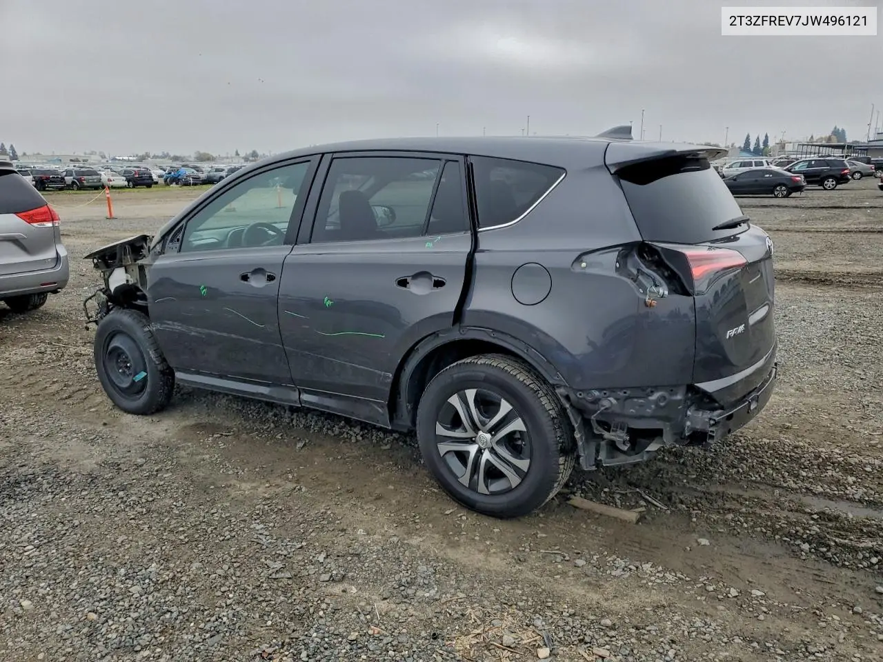2T3ZFREV7JW496121 2018 Toyota Rav4 Le