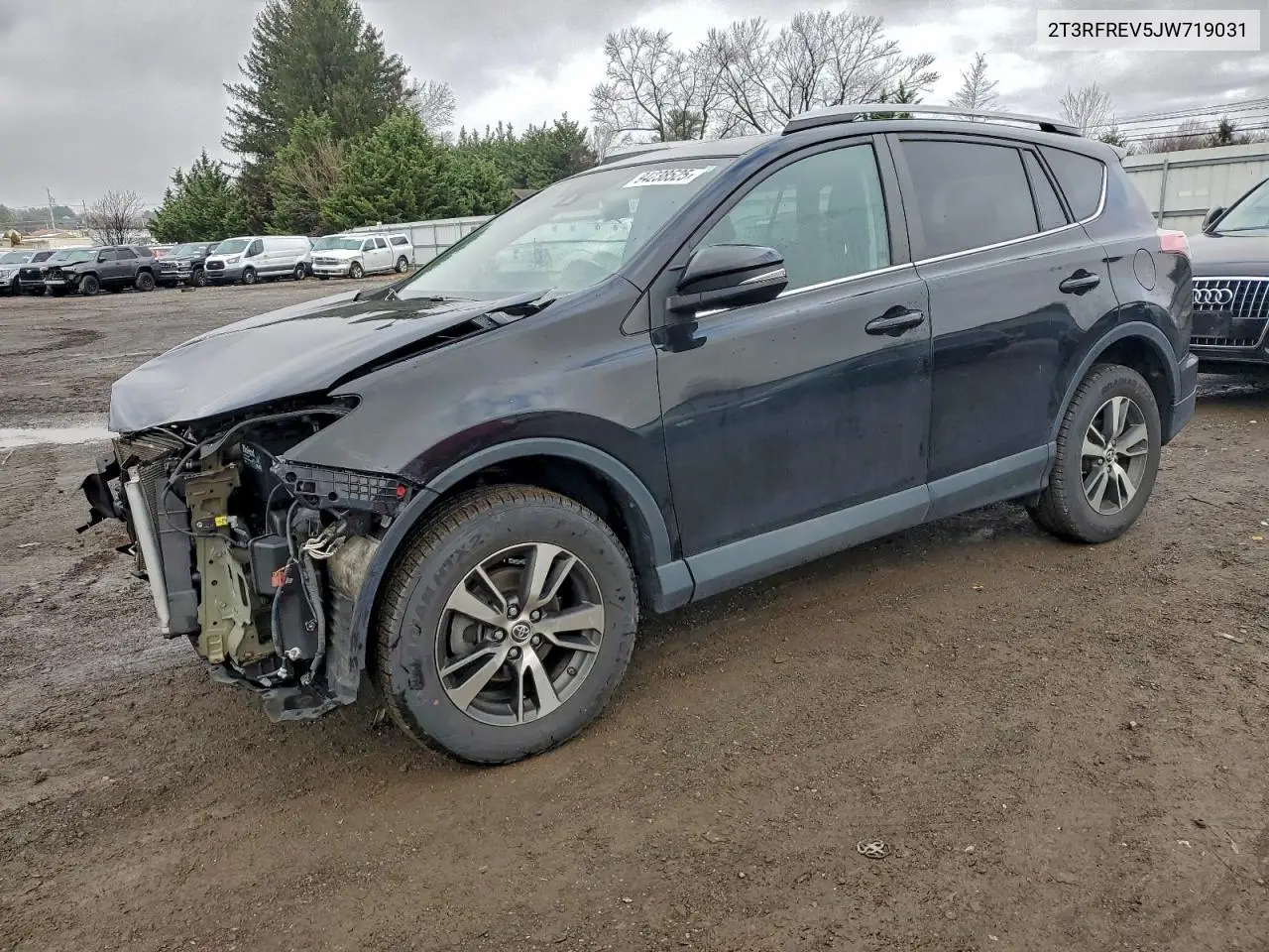 2T3RFREV5JW719031 2018 Toyota Rav4 Adventure