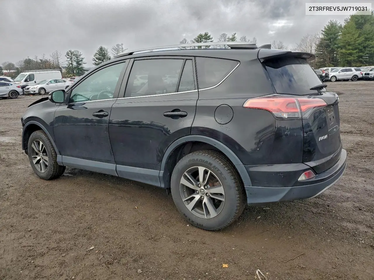 2T3RFREV5JW719031 2018 Toyota Rav4 Adventure