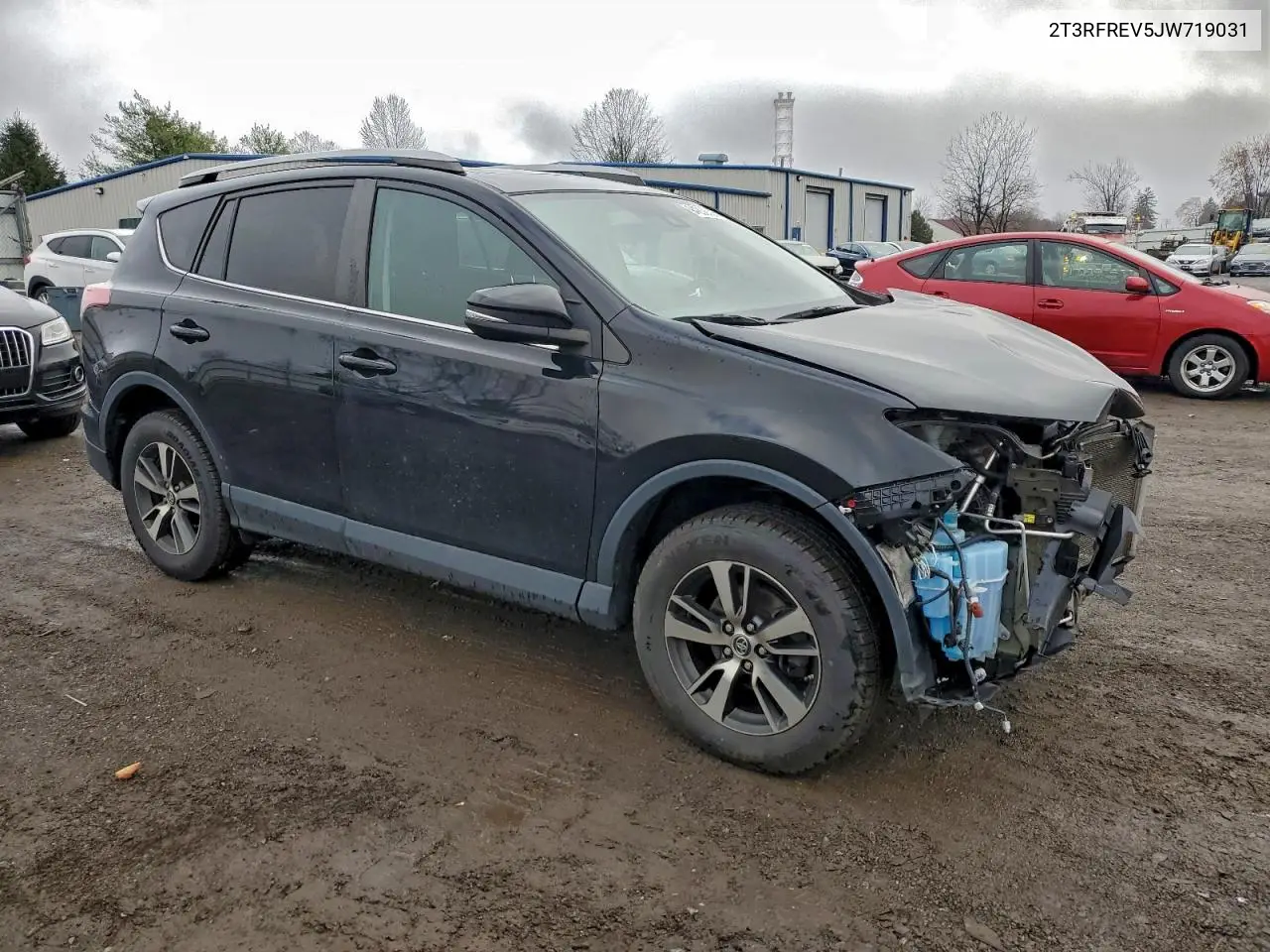 2T3RFREV5JW719031 2018 Toyota Rav4 Adventure