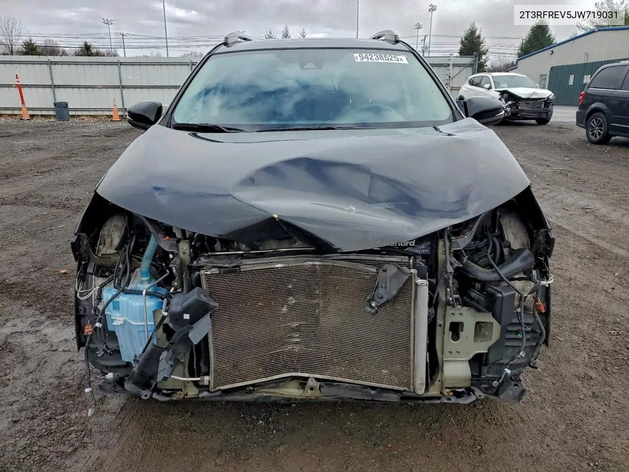 2T3RFREV5JW719031 2018 Toyota Rav4 Adventure