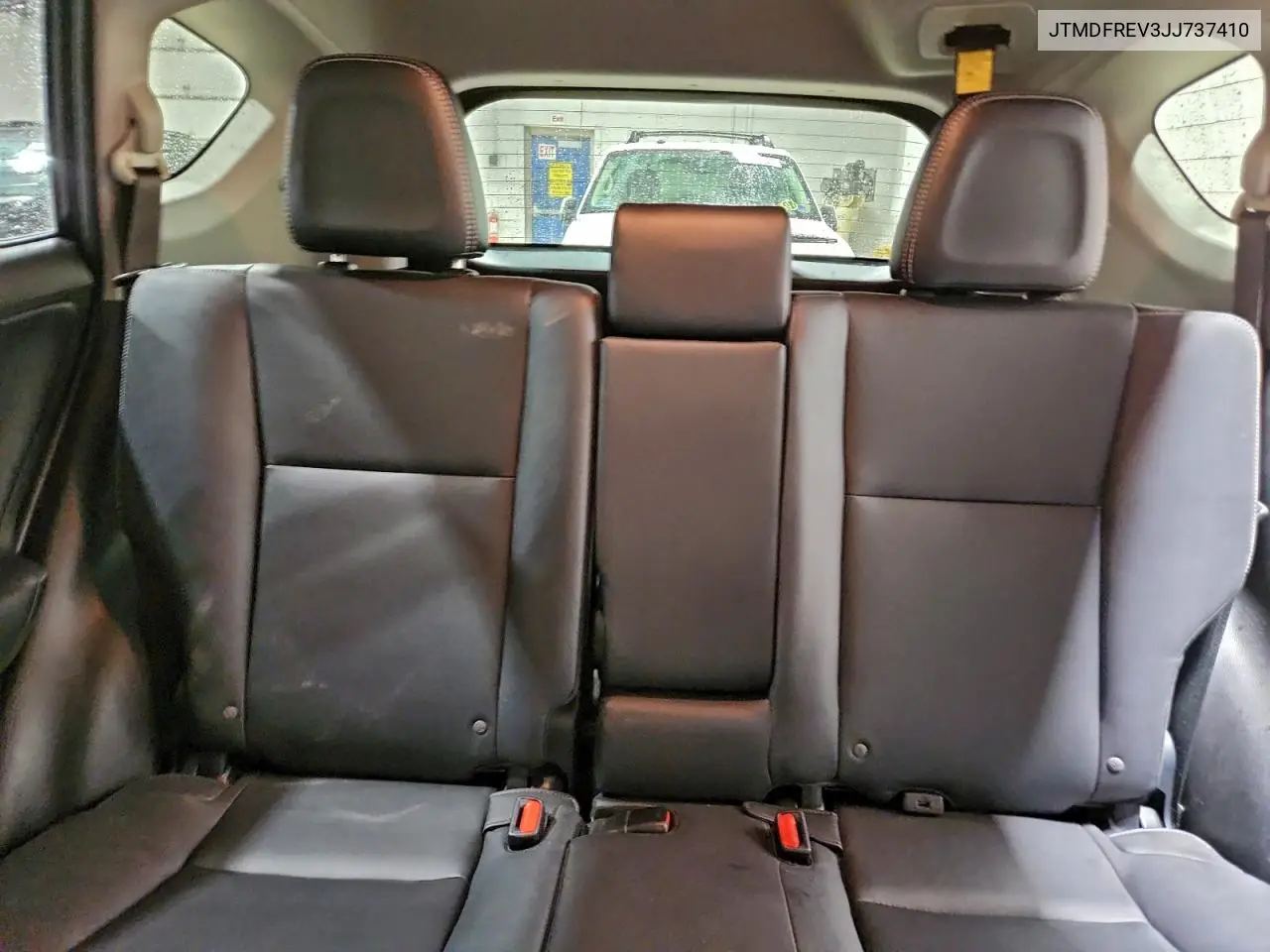 JTMDFREV3JJ737410 2018 Toyota Rav4 Limited