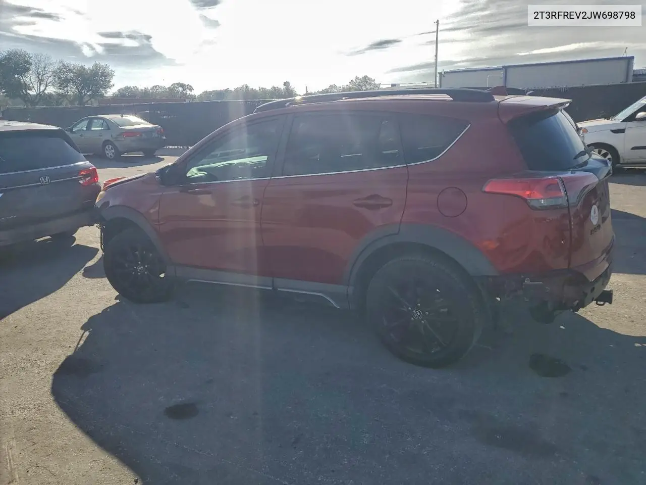 2T3RFREV2JW698798 2018 Toyota Rav4 Adventure