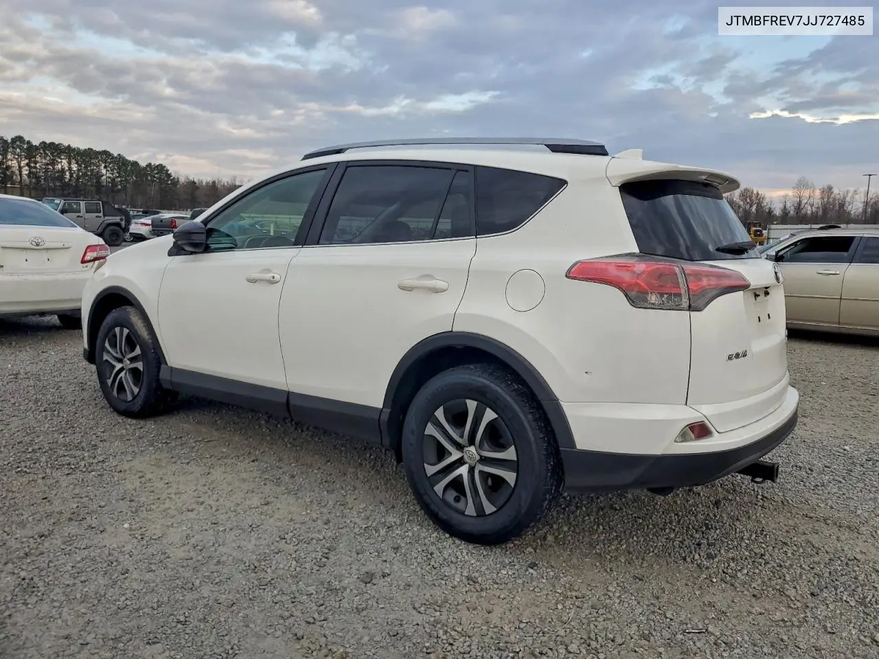 JTMBFREV7JJ727485 2018 Toyota Rav4 Le