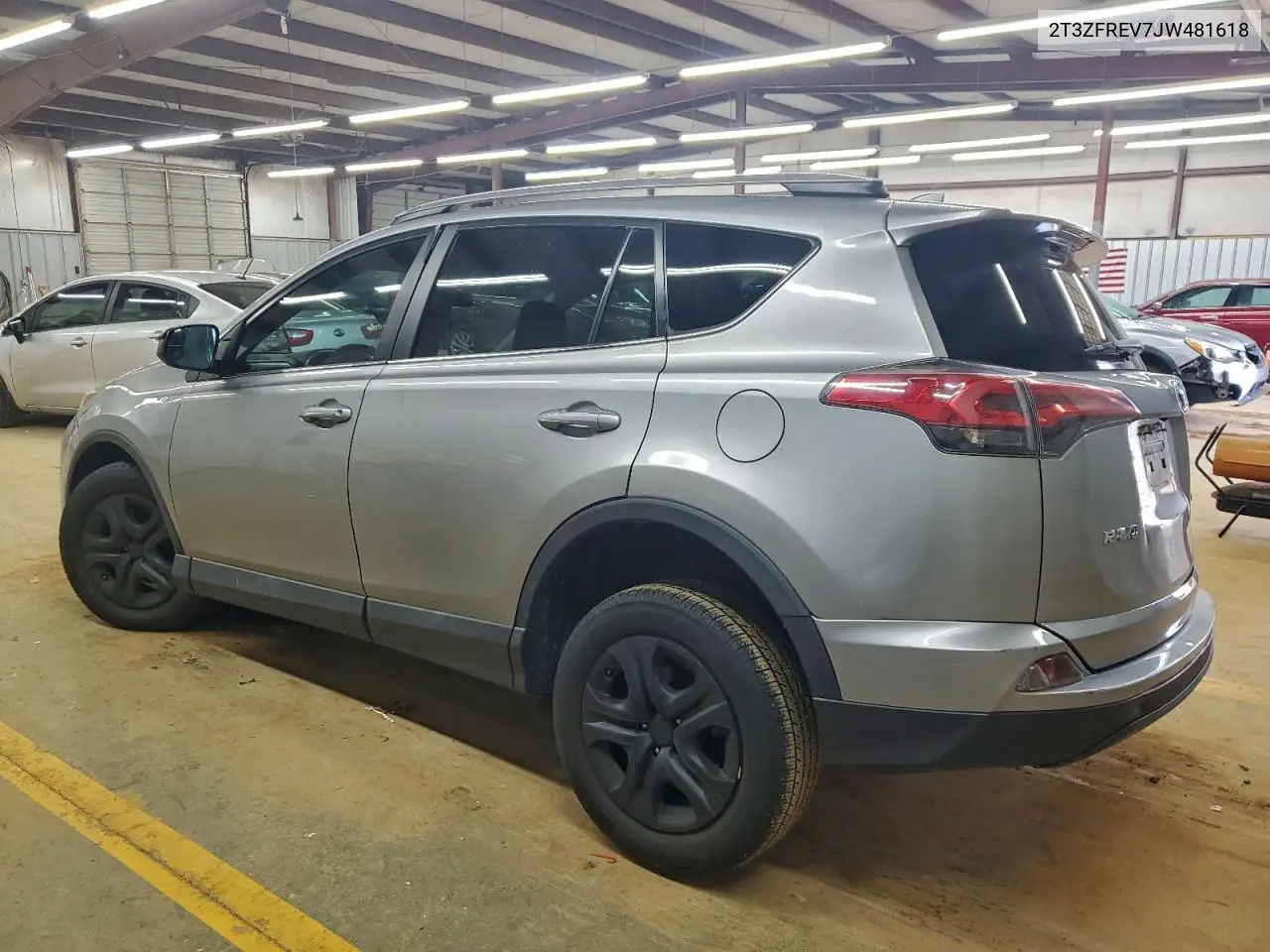 2T3ZFREV7JW481618 2018 Toyota Rav4 Le