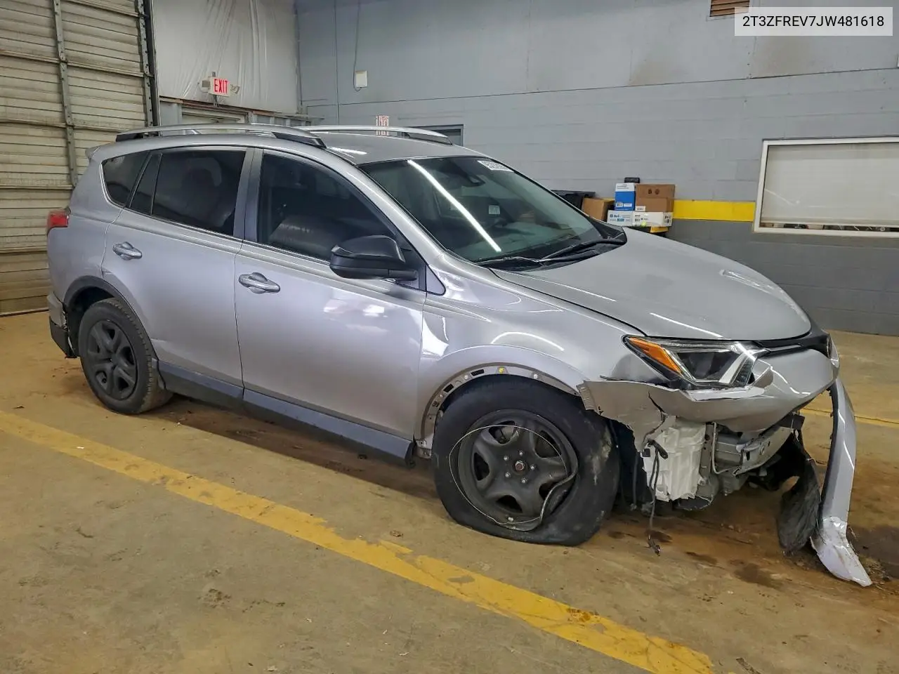 2T3ZFREV7JW481618 2018 Toyota Rav4 Le