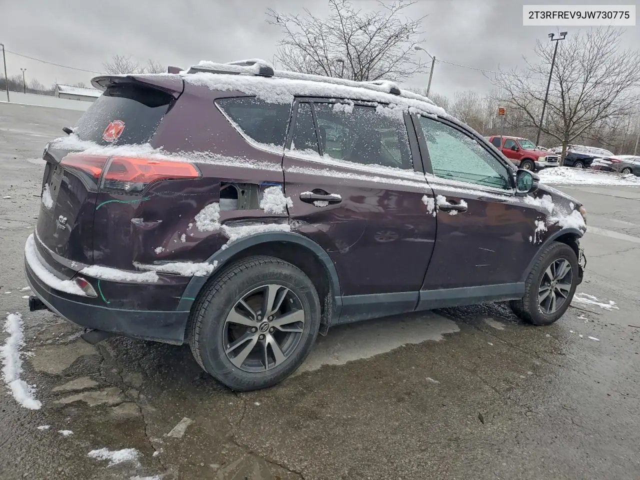 2T3RFREV9JW730775 2018 Toyota Rav4 Adventure