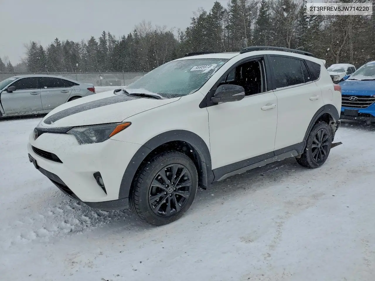 2T3RFREV5JW714220 2018 Toyota Rav4 Adventure