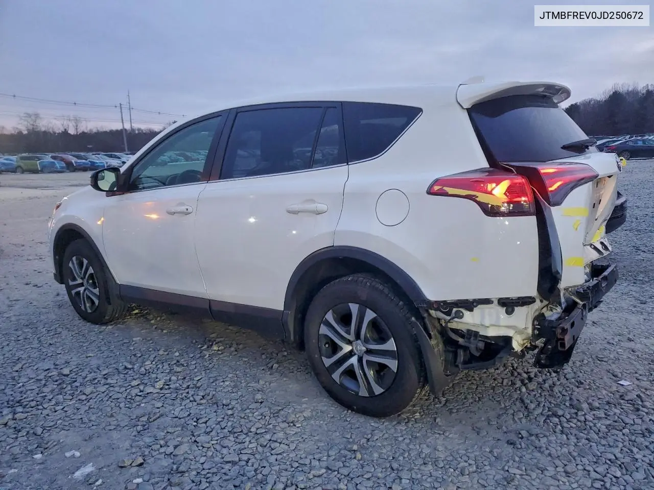 JTMBFREV0JD250672 2018 Toyota Rav4 Le
