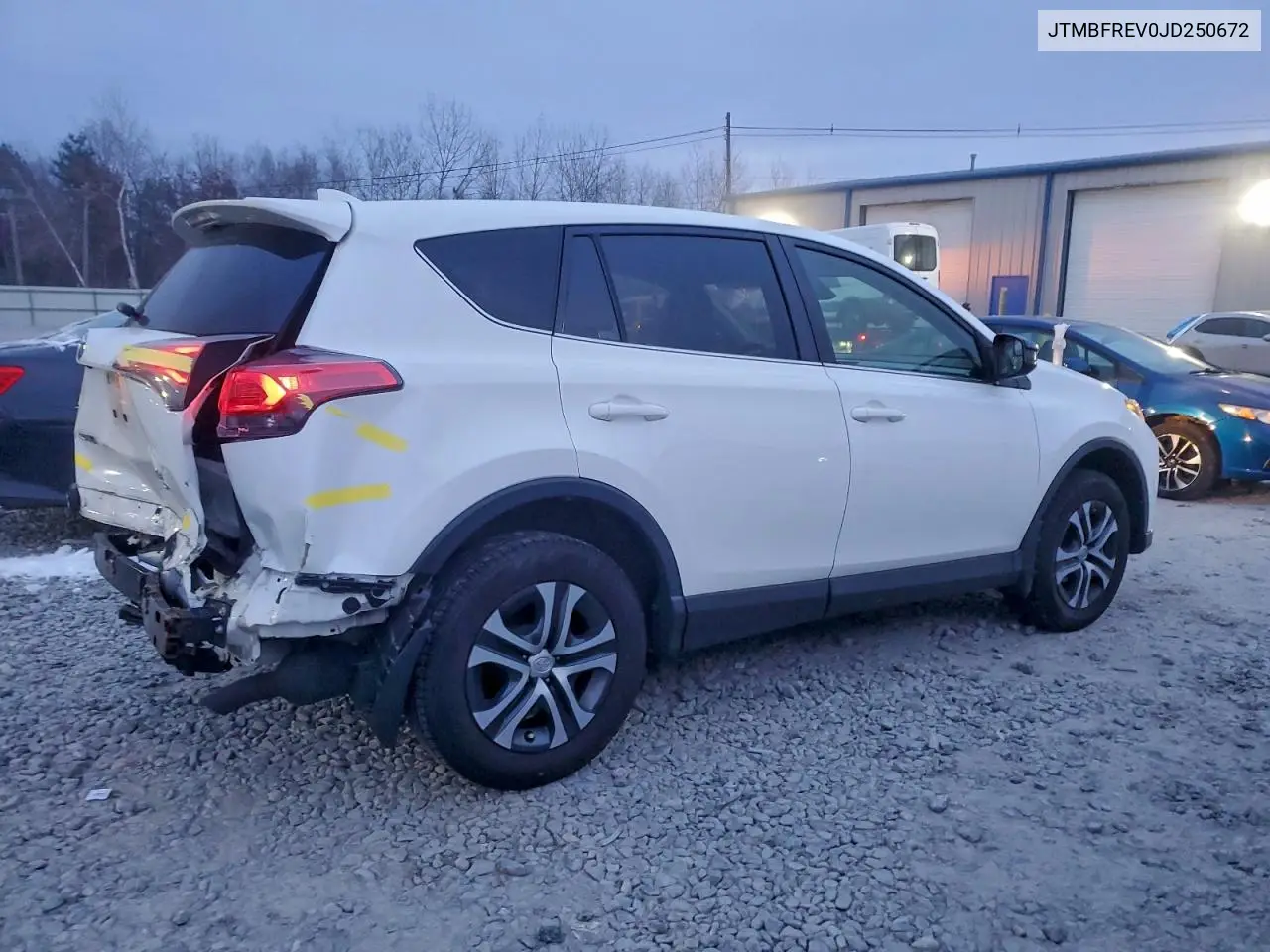 JTMBFREV0JD250672 2018 Toyota Rav4 Le