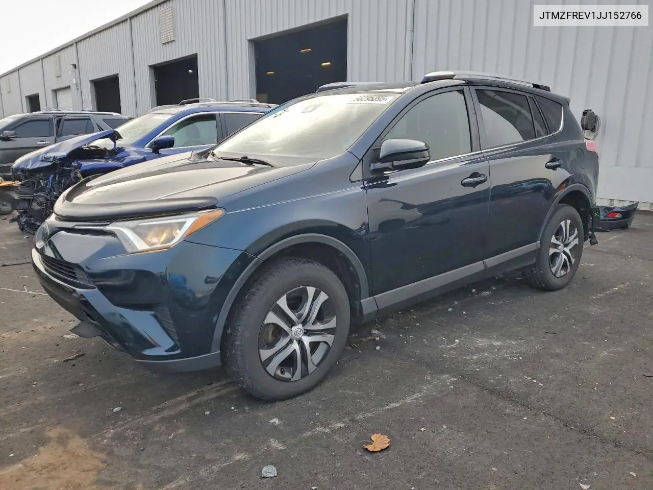 JTMZFREV1JJ152766 2018 Toyota Rav4 Le