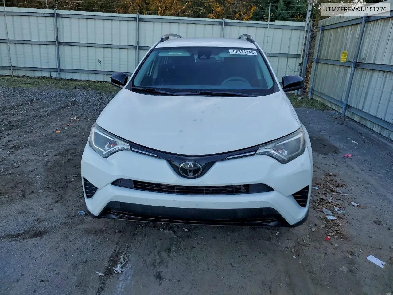 JTMZFREVXJJ151776 2018 Toyota Rav4 Le