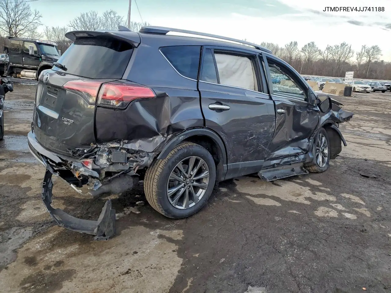 JTMDFREV4JJ741188 2018 Toyota Rav4 Limited