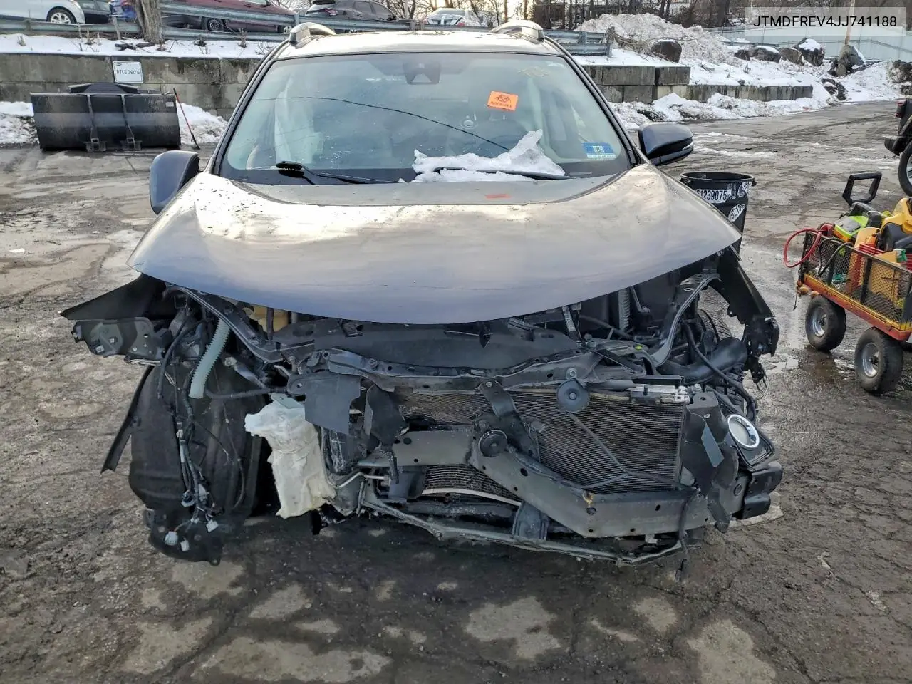JTMDFREV4JJ741188 2018 Toyota Rav4 Limited