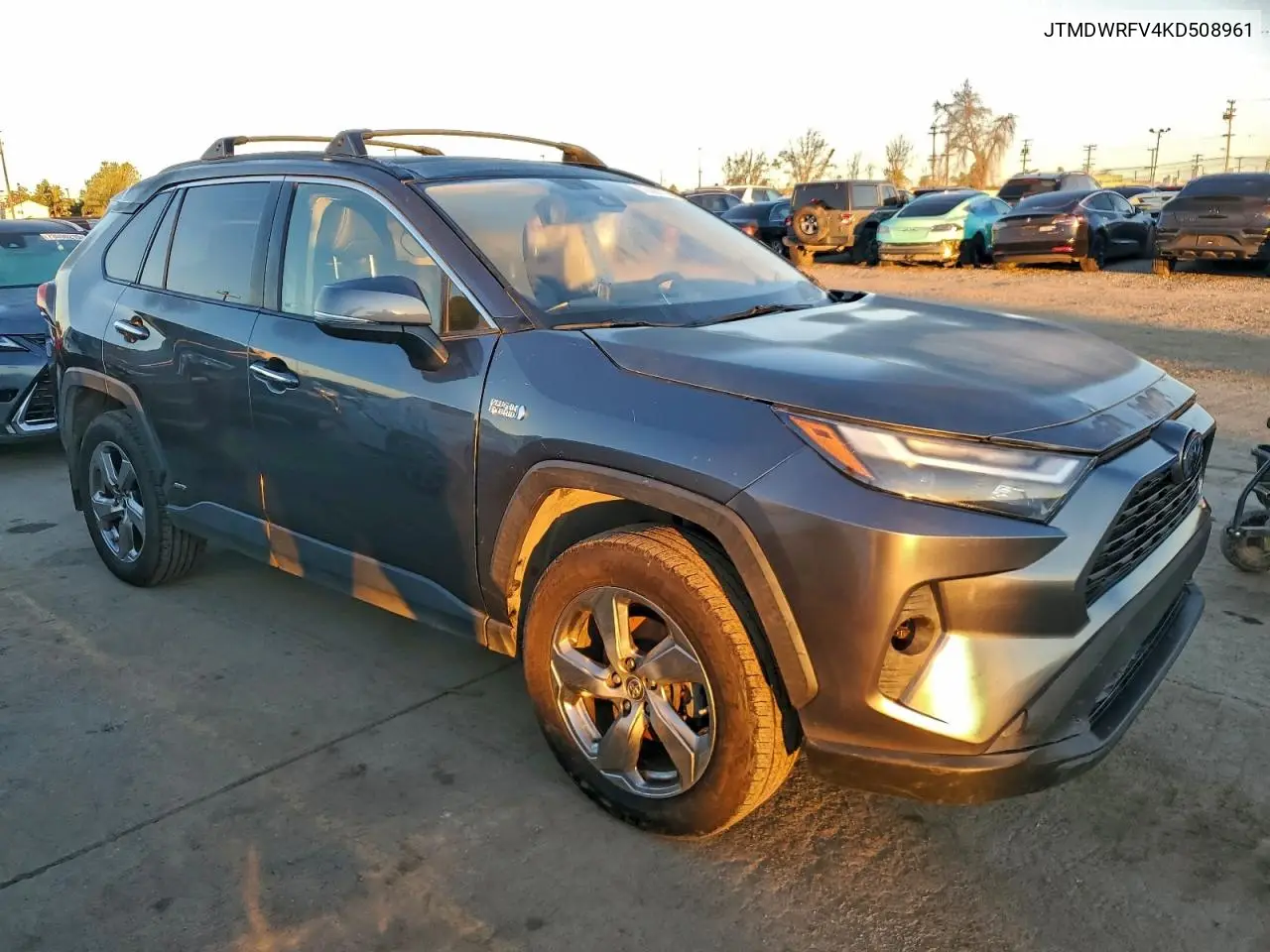 JTMDWRFV4KD508961 2019 Toyota Rav4 Limited