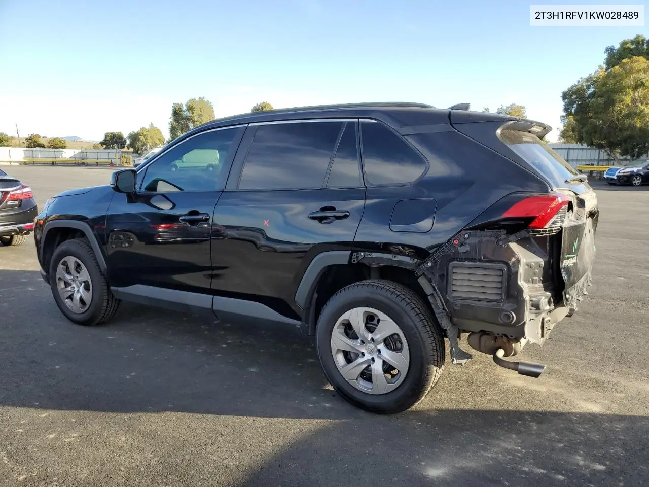 2T3H1RFV1KW028489 2019 Toyota Rav4 Le