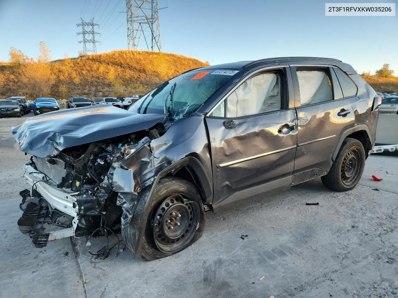 2T3F1RFVXKW035206 2019 Toyota Rav4 Le