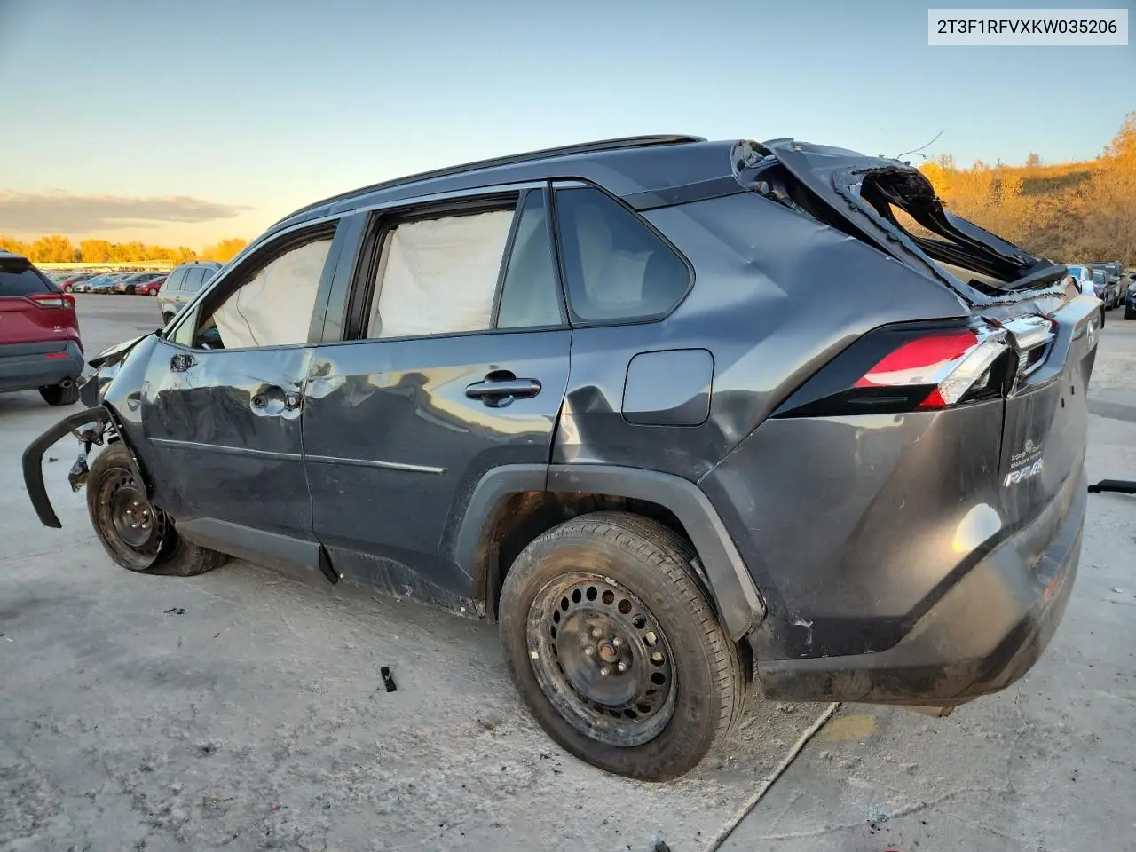 2T3F1RFVXKW035206 2019 Toyota Rav4 Le