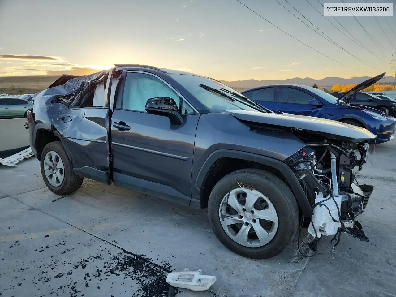 2T3F1RFVXKW035206 2019 Toyota Rav4 Le