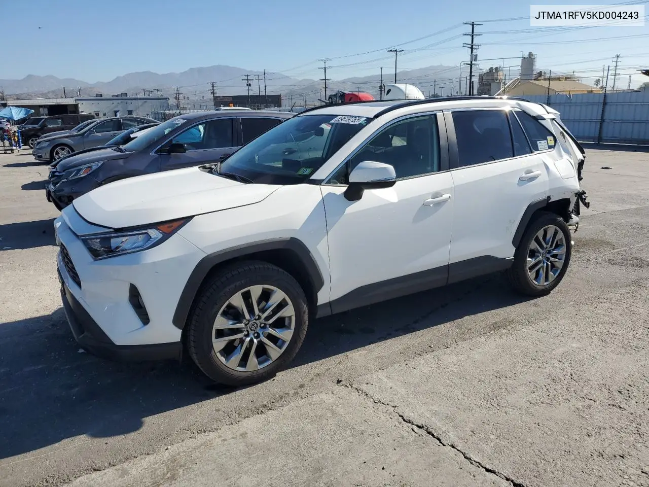 JTMA1RFV5KD004243 2019 Toyota Rav4 Xle Premium