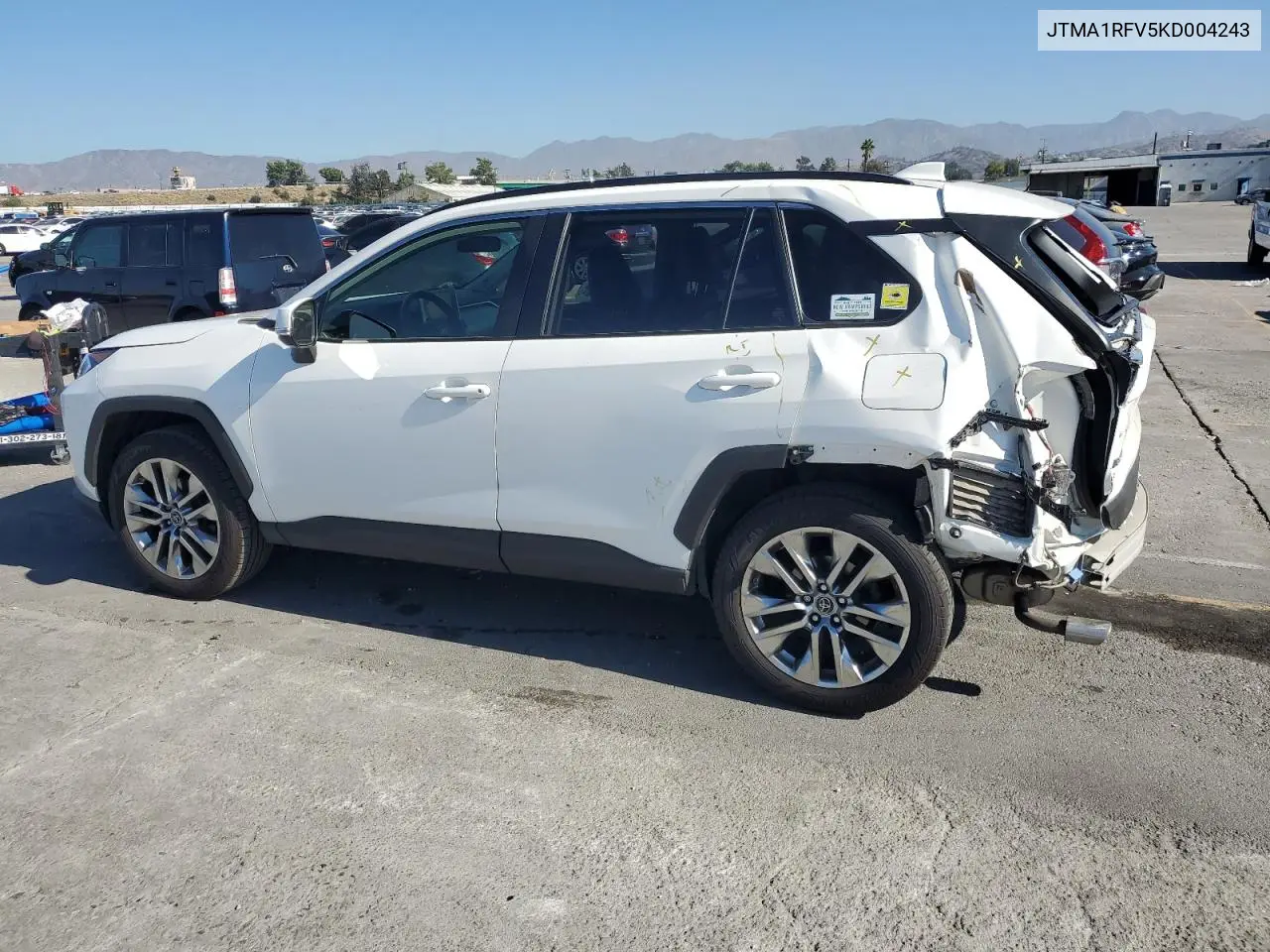 JTMA1RFV5KD004243 2019 Toyota Rav4 Xle Premium