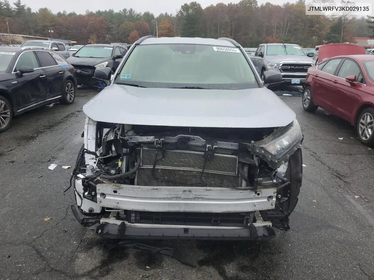 JTMLWRFV3KD029135 2019 Toyota Rav4 Le