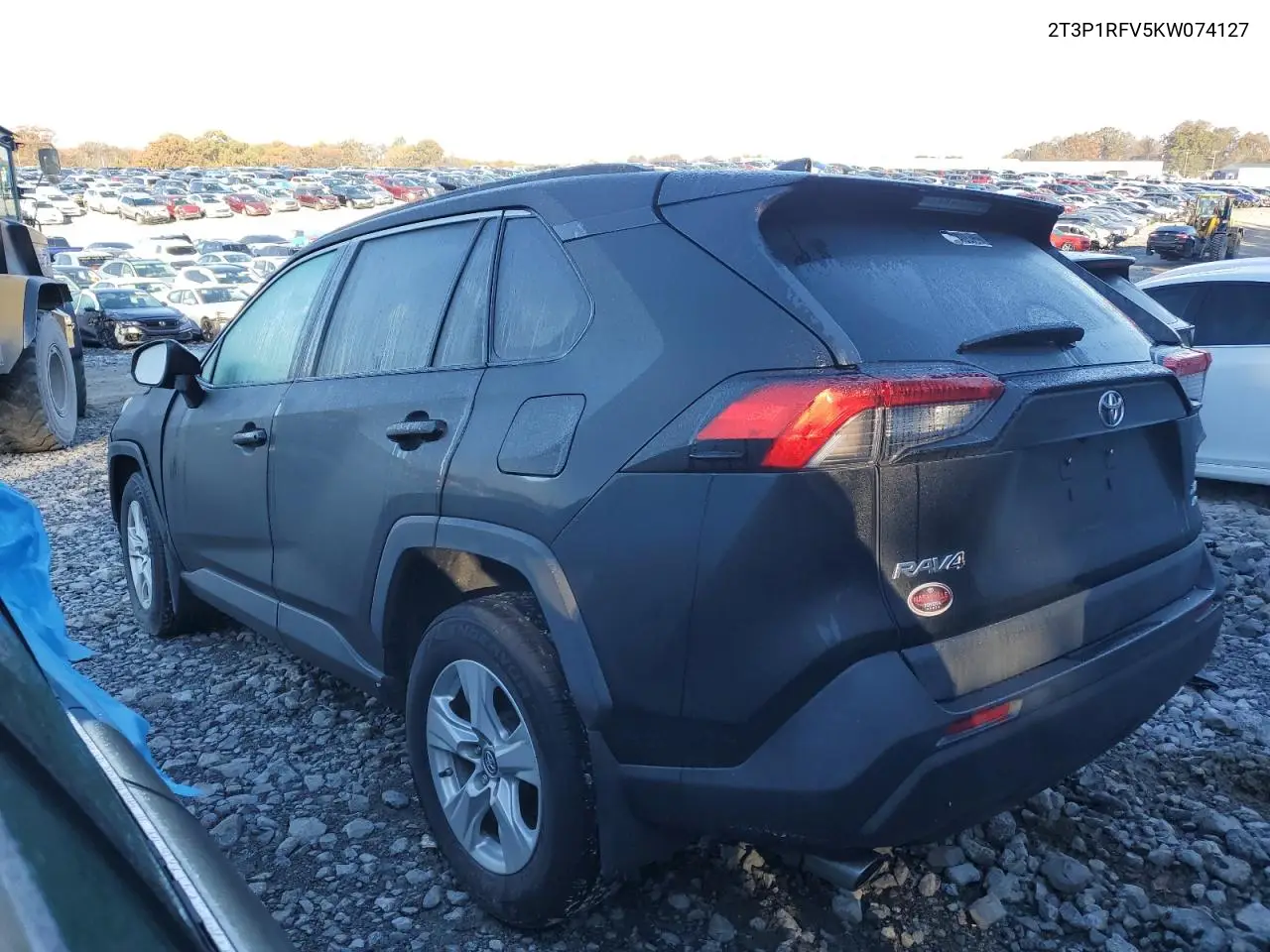 2T3P1RFV5KW074127 2019 Toyota Rav4 Xle