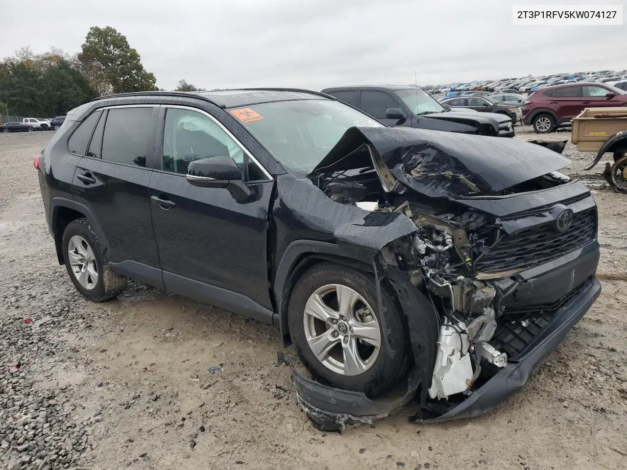 2T3P1RFV5KW074127 2019 Toyota Rav4 Xle