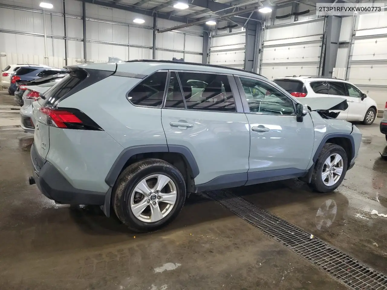 2T3P1RFVXKW060773 2019 Toyota Rav4 Xle