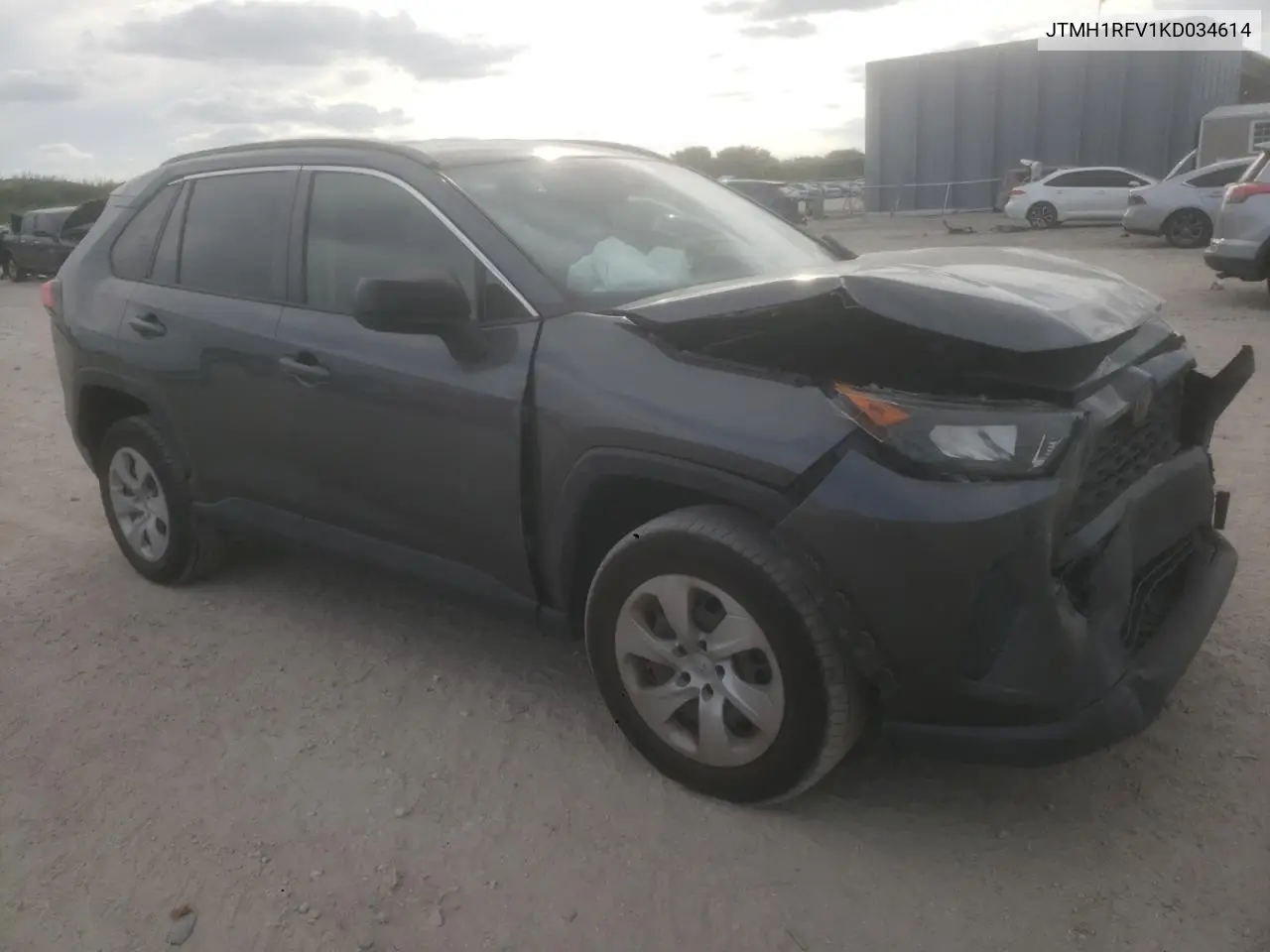 JTMH1RFV1KD034614 2019 Toyota Rav4 Le