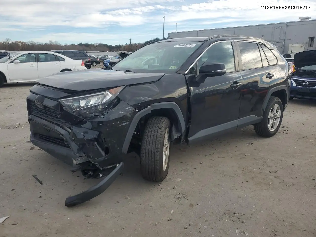 2T3P1RFVXKC018217 2019 Toyota Rav4 Xle