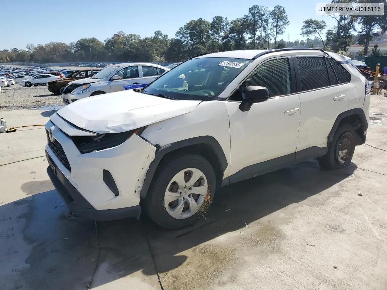 JTMF1RFVXKJ015116 2019 Toyota Rav4 Le