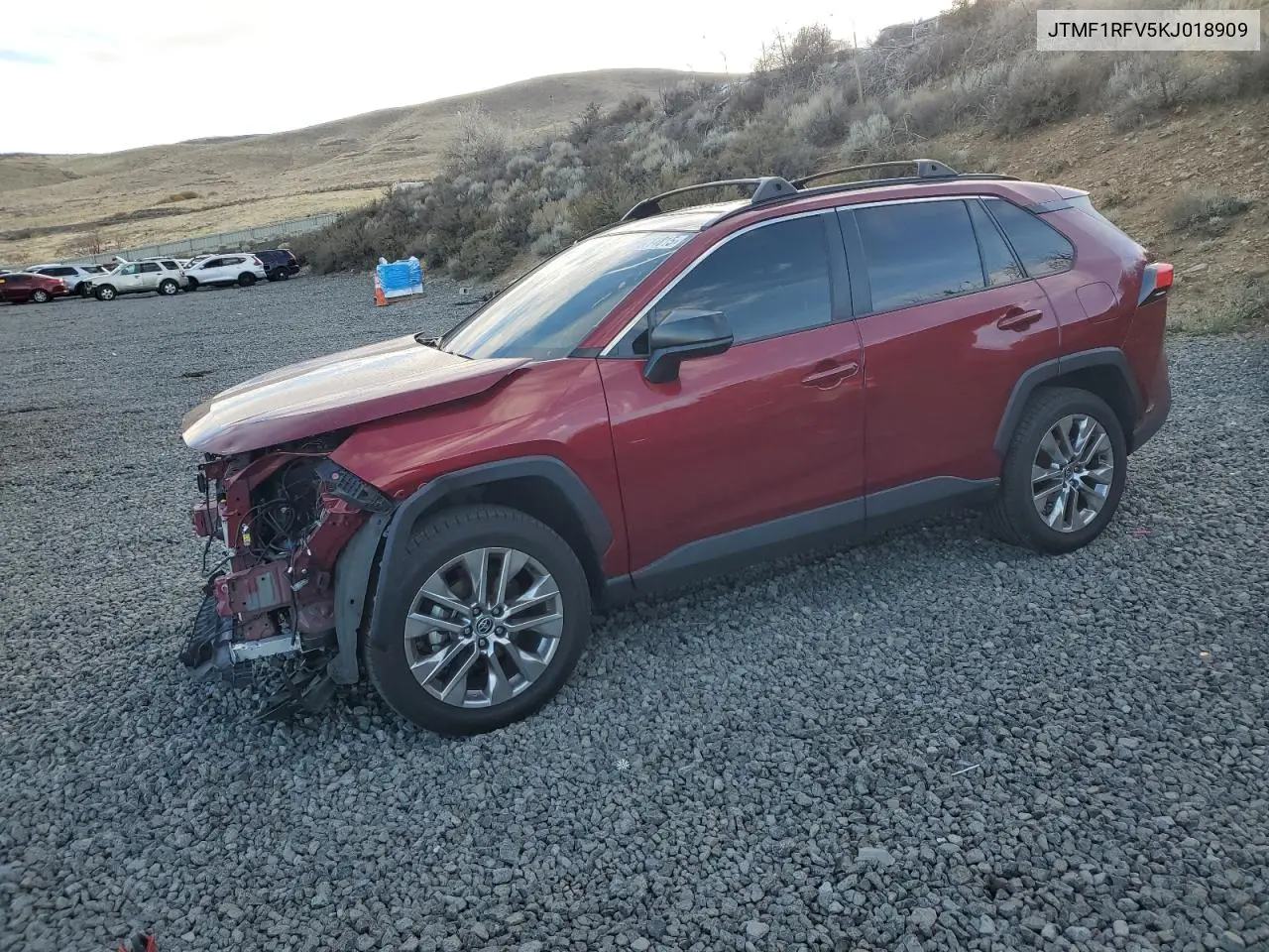 JTMF1RFV5KJ018909 2019 Toyota Rav4 Le