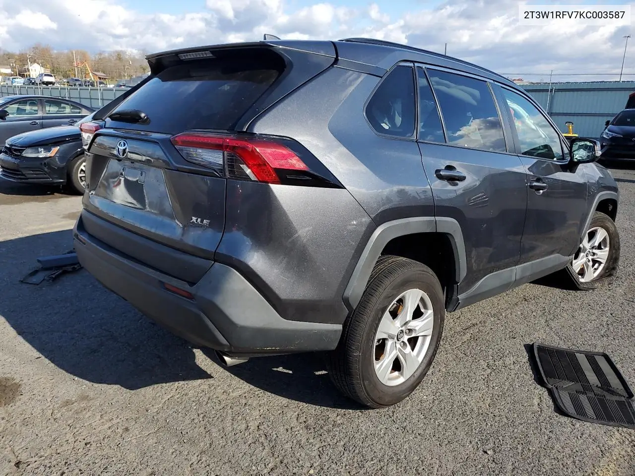 2T3W1RFV7KC003587 2019 Toyota Rav4 Xle