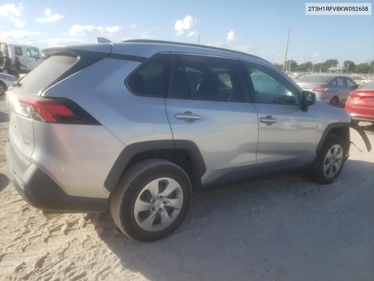 2T3H1RFV8KW052658 2019 Toyota Rav4 Le