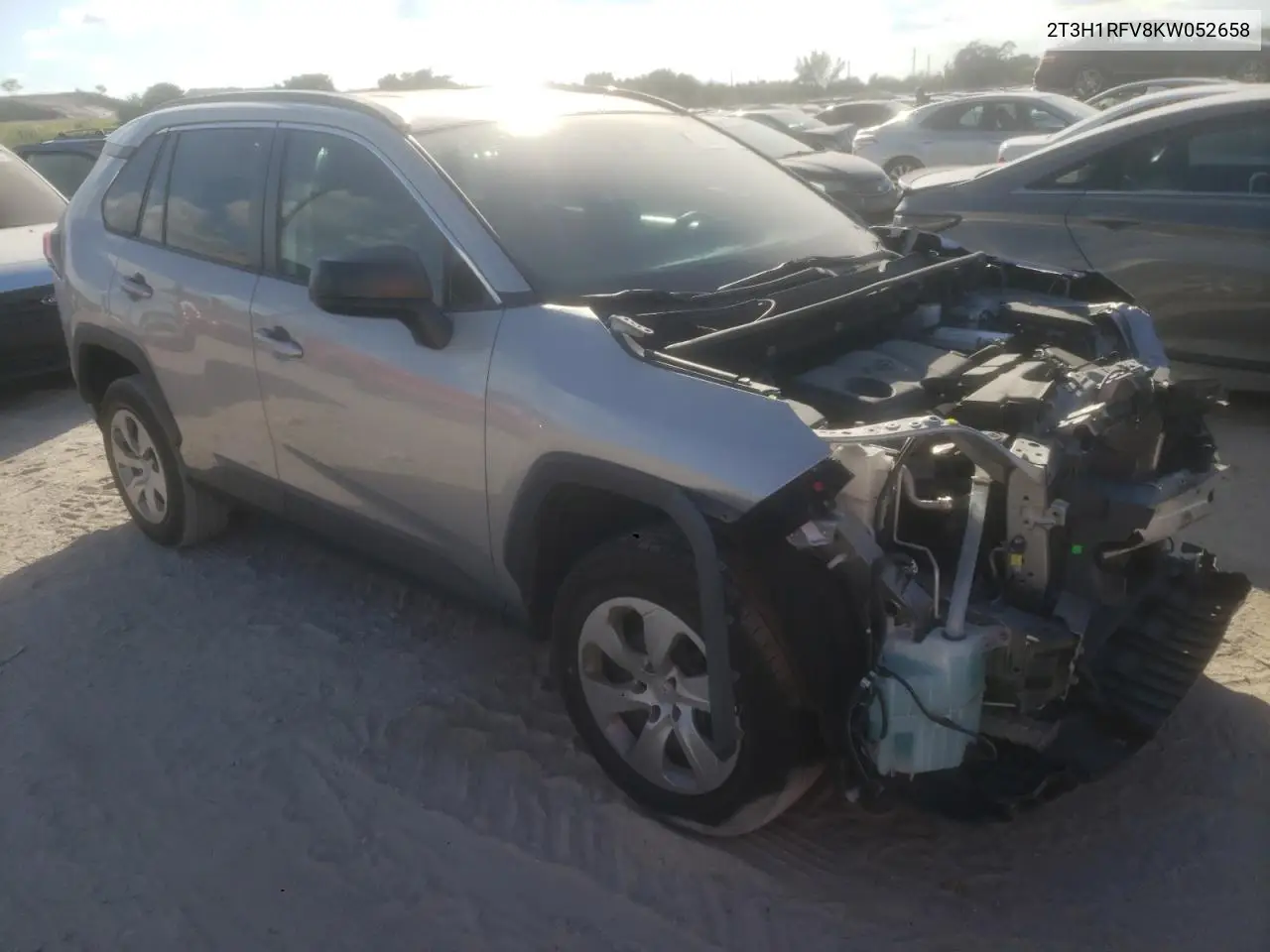 2T3H1RFV8KW052658 2019 Toyota Rav4 Le